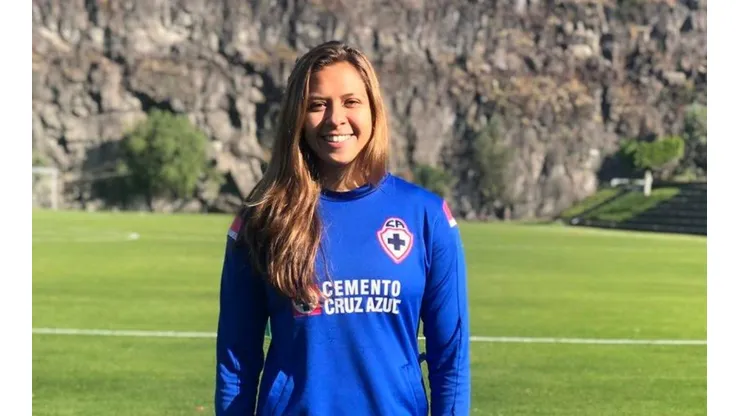 Karen Gómez es nueva portera de Cruz Azul. (Twitter)