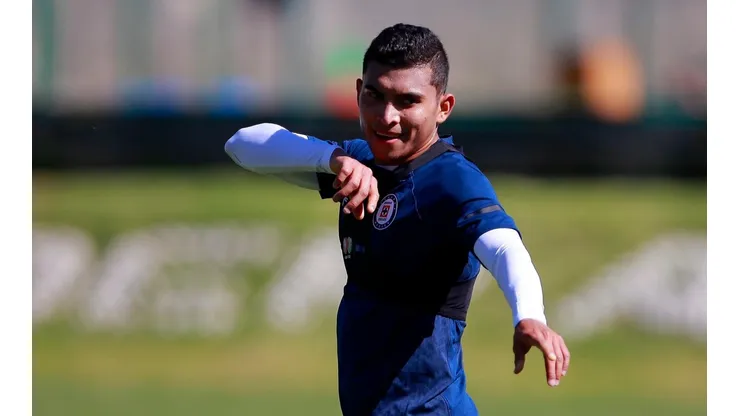 Orbelín Pineda usará el importante número. (Foto: Jam Media)