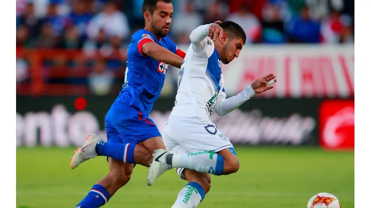 Cruz Azul en su duelo ante Pachuca en el Torneo Apertura. (Foto: Jam Media)