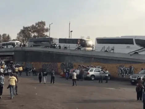 Una locura: 13 camiones con la porra de Cruz Azul llegaron al Azteca para la final