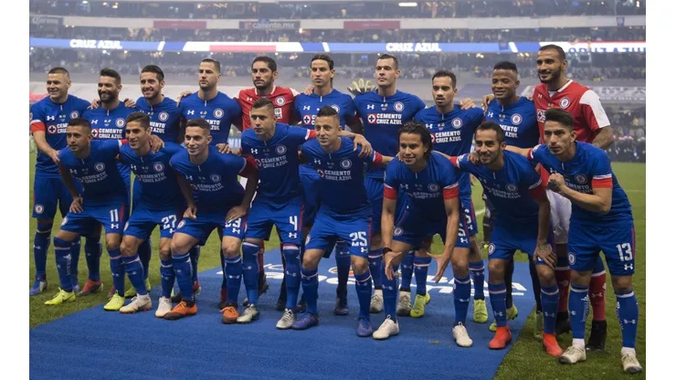 Los 18 jugadores posaron en la foto. (Mexsport)