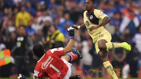 José de Jesús Corona ha 13 goles en tres final ante América. (Foto: Jam Media)