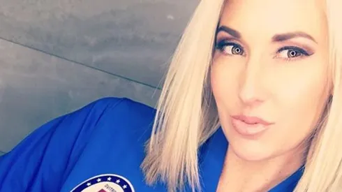 Jeni Summers, la fanática más caliente de Cruz Azul