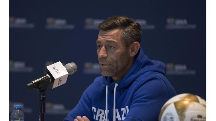 Pedro Caixinha mantiene la ilusión de conseguir el doblete.