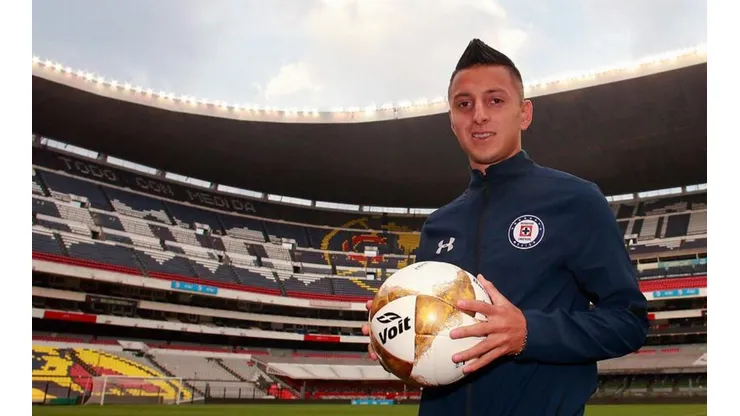 Roberto Alvarado confesó que de niño le iba al América, pero que a medida de su crecimiento, eso quedó atrás.