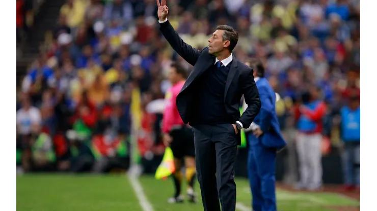 Pedro Caixinha habló con los medios esta noche. (Jam Media)