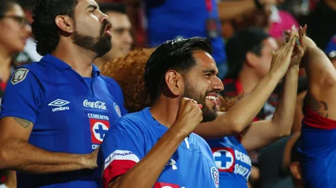 La afición de Cruz Azul copará el Azteca el domingo. (Jam Media)
