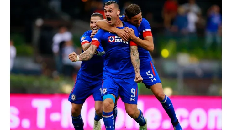 Cruz Azul venció por 1-0 a Monterrey y clasificó. (Jam Media)