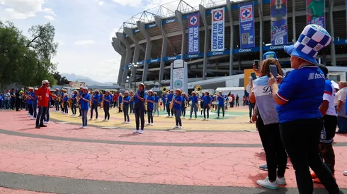 La afición cementera llenará el Azteca este sábado