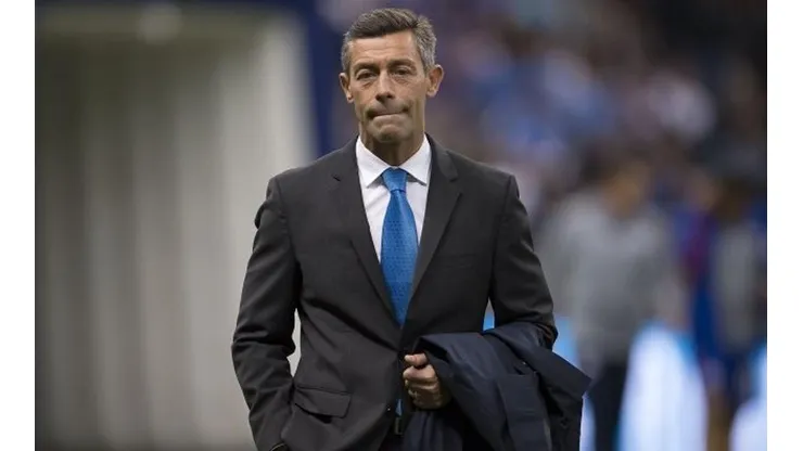 Dentro de todo, Caixinha se va tranquilo a casa