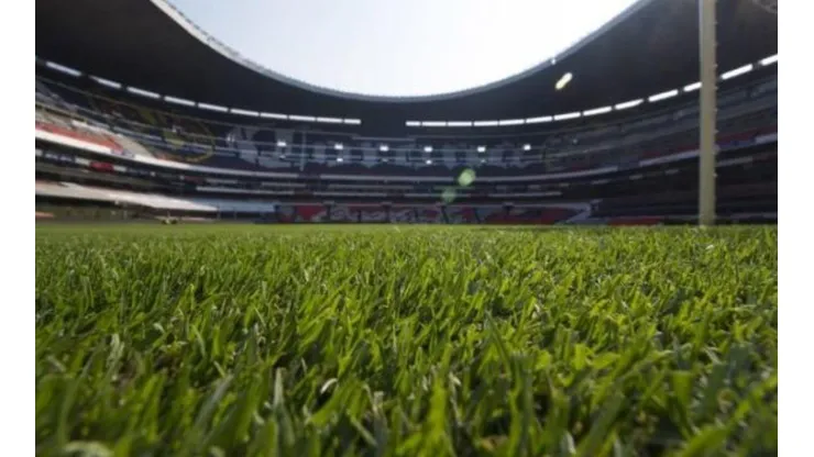El Estadio Azteca cambió su césped esta semana. (Jam Media)