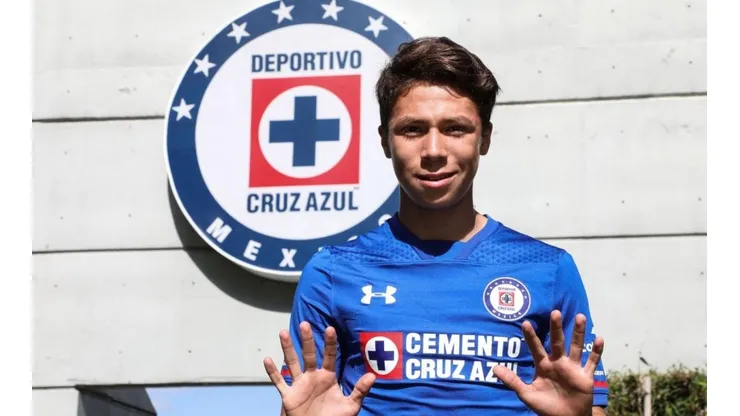 Rodrigo Huescas es el goleador Sub 15 de Cruz Azul. (Archivo)