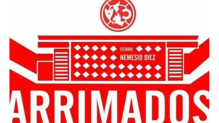 Los carteles son iguales a los pegados contra Cruz Azul. (Jam Media)