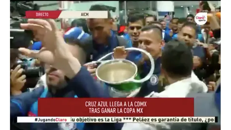 Cruz Azul llegó hace pocos minutos a la Ciudad de México.