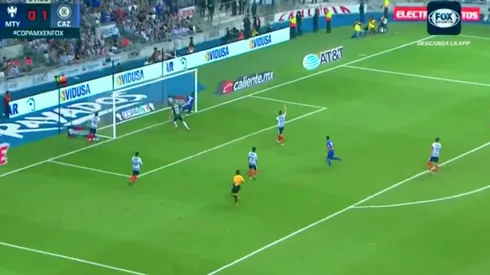 Gran servicio de Hernández a Caute. (Fox SportS)