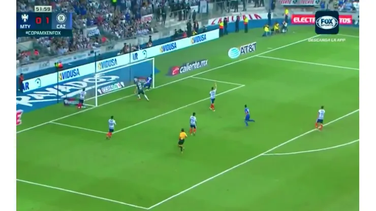 Gran servicio de Hernández a Caute. (Fox SportS)