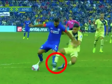 ¿Y el VAR? Silbante no utiliza el VAR en polémica jugada