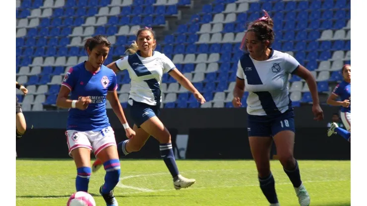 Puebla goleó por 3-0 a Cruz Azul en la Liga MX Femenil.