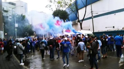 Miles de fanáticos de Cruz Azul llegarán al Azteca caminando.