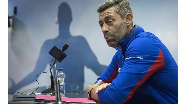 Caixinha tenía en su carpeta toda la información sobre el América.