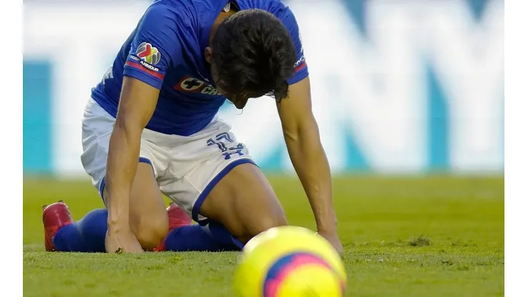 Mena no quiere salir de Cruz Azul.