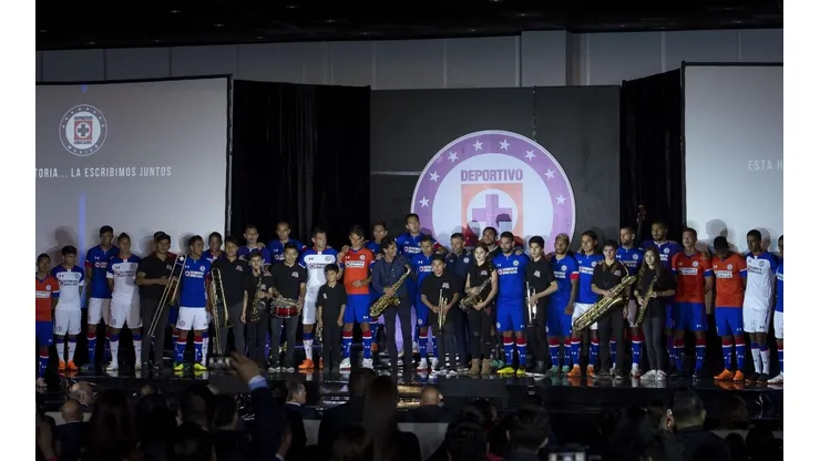 Cruz Azul presentó su última playera Under Armour en julio.
