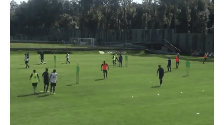 Cruz Azul volvió a entrenar en la cancha 1 de La Noria.