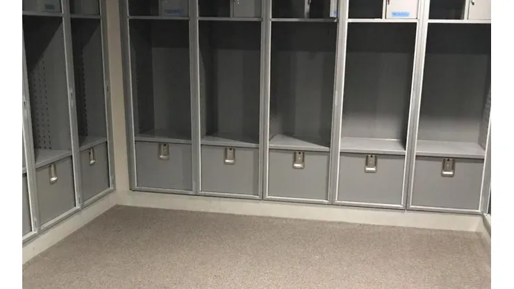 La Máquina dejó el vestidor limpio como siempre.