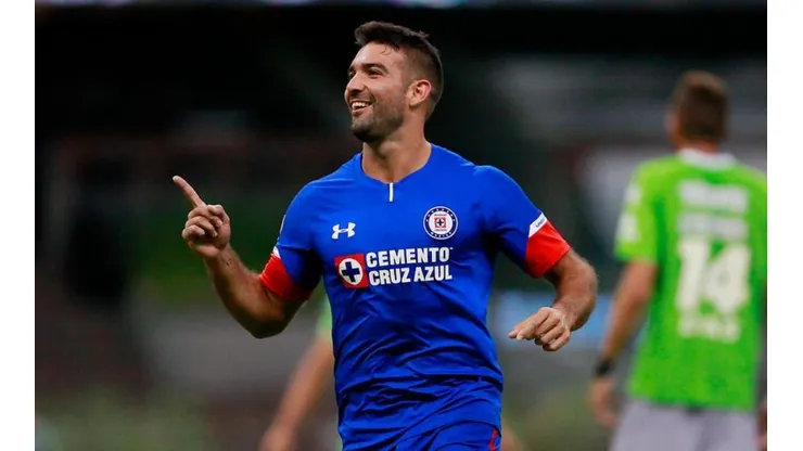 Martín Cauteruccio celebró la victoria de Cruz Azul en Twitter.