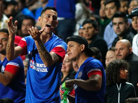 ¡Locura total! Así festejaron en el metro de la CDMX los aficionados de Cruz Azul