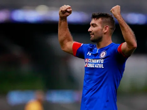 Caute llegó a su gol 20 con Cruz Azul