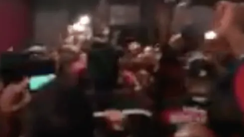 Aficionados de Cruz Azul y Xolos celebraron eliminación del América.