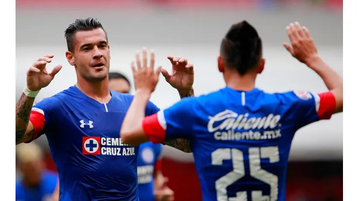 El equipo de Pedro Caixinha recibe al colista