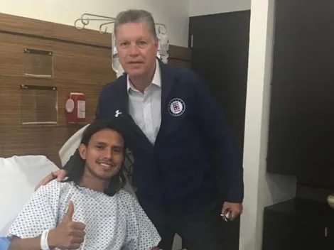 Jerry Flores comienza la recuperación de su rodilla operada este sábado