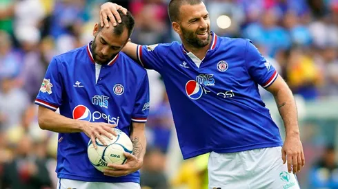 Emanuel Villa jugando junto con 'Chelito' Delgado.