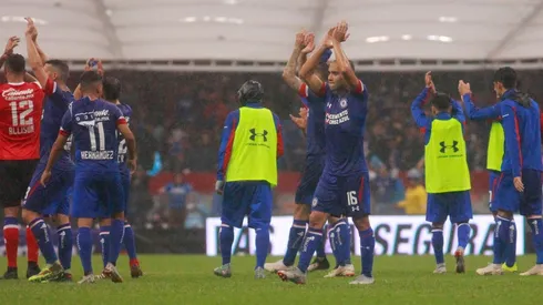 La Máquina lidera en dos frentes