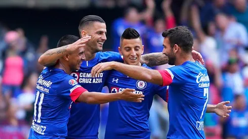 Cruz Azul derrotó a Tiburones por la jornada 8.
