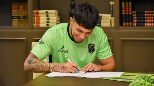 Salcedo sigue dando que hablar en Cruz Azul.