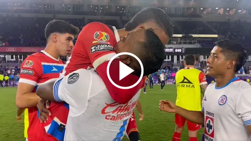 "Figurota", así recibieron los jugadores a Mier