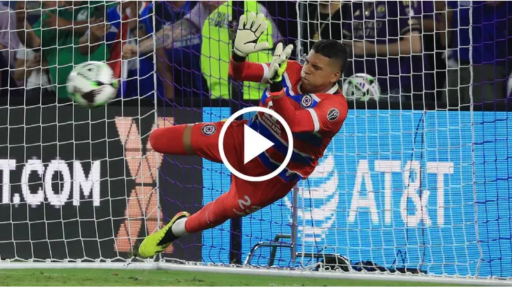 Mier vuela y salva a Cruz Azul.