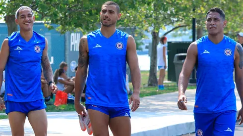 Giakoumakis y Romo van de nuevo de inicio.