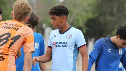 Cruz Azul fichó a una joya de 15 años para sus fuerzas básicas