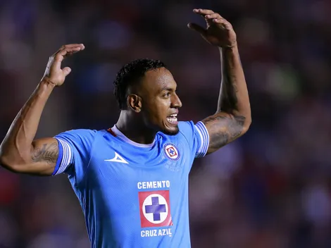 Willer Ditta descartó la posibilidad de dejar Cruz Azul en el corto plazo