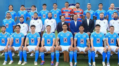 Cruz Azul se tomó la foto oficial del Apertura 2024.