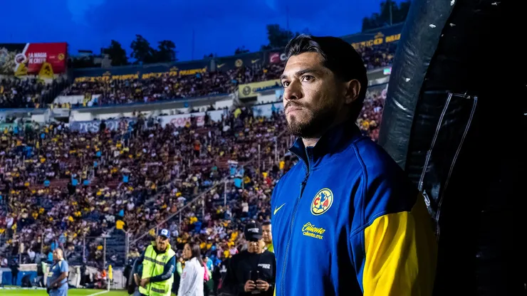 El goleador del Feyenoord y canterano de Cruz Azul se perderá lo que resta de año y su regreso a las canchas aún es incierto.
