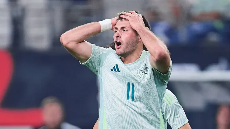 El ex delantero de Cruz Azul se perderá lo que resta de año y aún no hay una fecha clara para su regreso a los terrenos de juego.