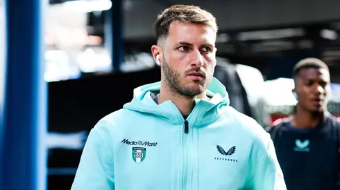 El canterano de Cruz Azul salió lesionado en el partido del fin de semana en la Eredivisie.