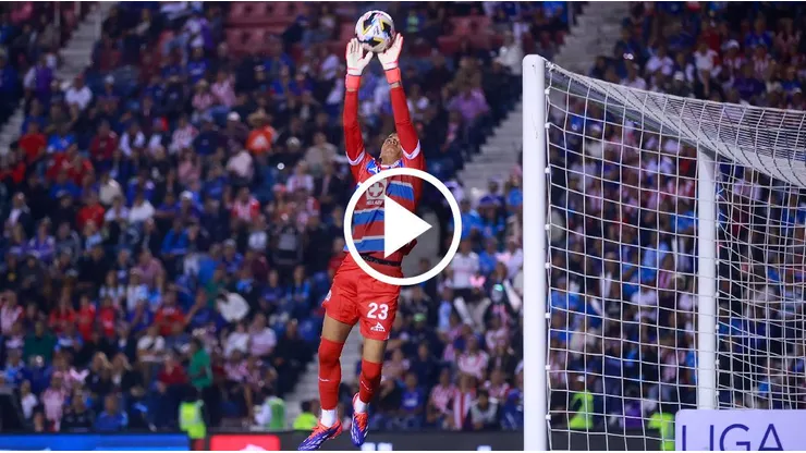Kevin Mier tuvo una noche SOÑADA contra Chivas.