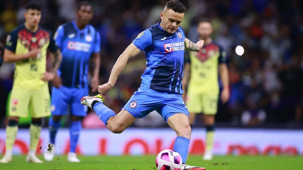 Penal y gol de “Cabecita” Rodríguez en el descuento (Getty Images)