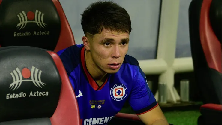 Rodrigo Huescas no se fue de la mejor manera de Cruz Azul.